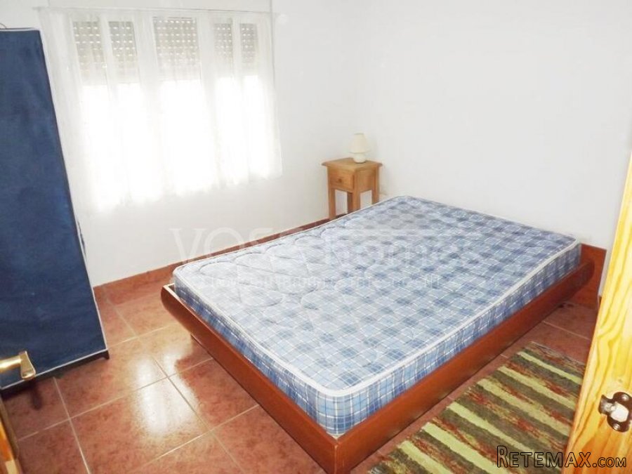 Large 180m2, semi-detached (but private) family home or B&B.. - 15