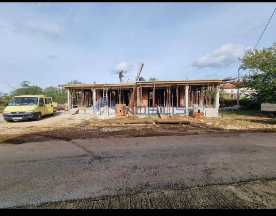 Umag, moderna dvojna kuća 156 m2 sa bazenom - 6