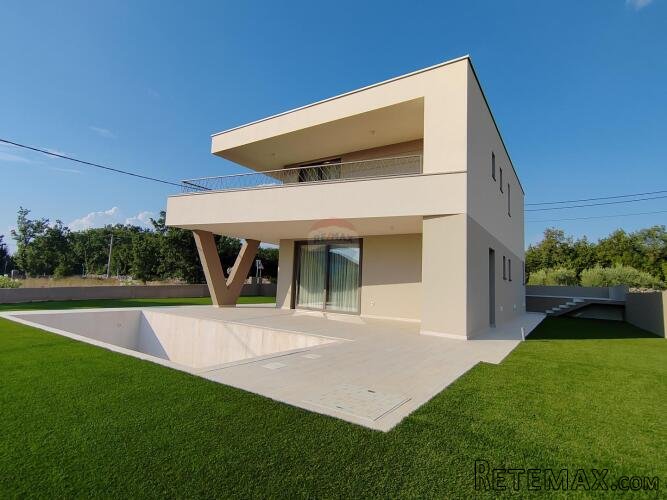 Otok Krk, nova villa s bazenom