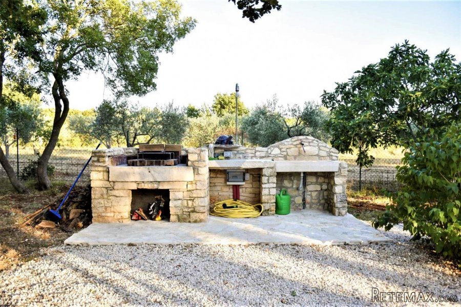 Rovinj,kuća sa otvorenim pogledom na more,450m od plaže - 7