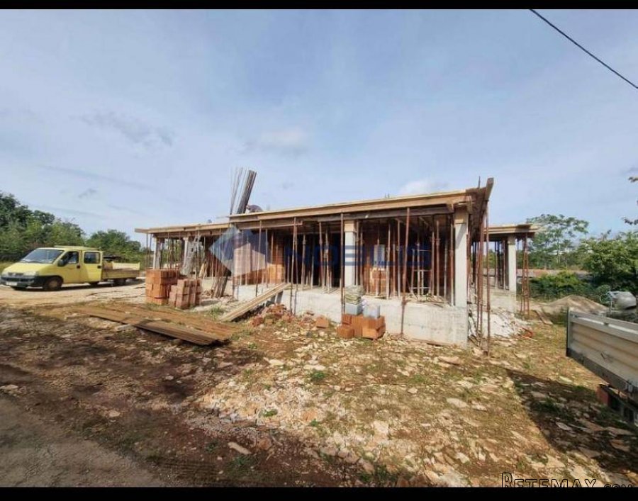 Umag, moderna dvojna kuća 156 m2 sa bazenom - 7