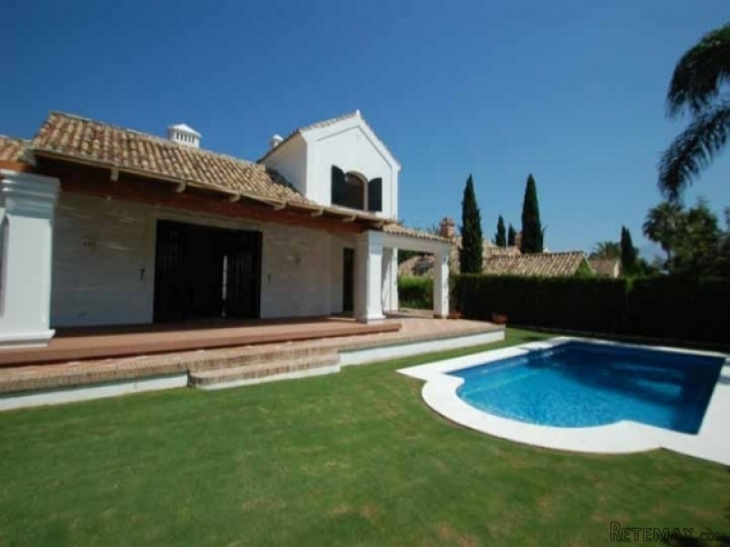 5 Bedroom Villa For Sale In Guadalmina..