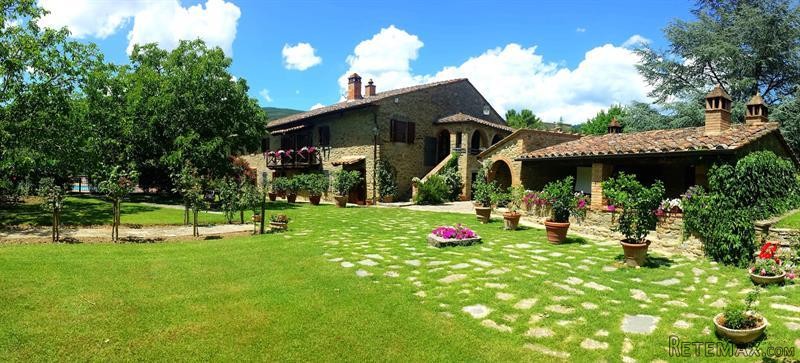 7 bedroom Villa For Sale: Cortona