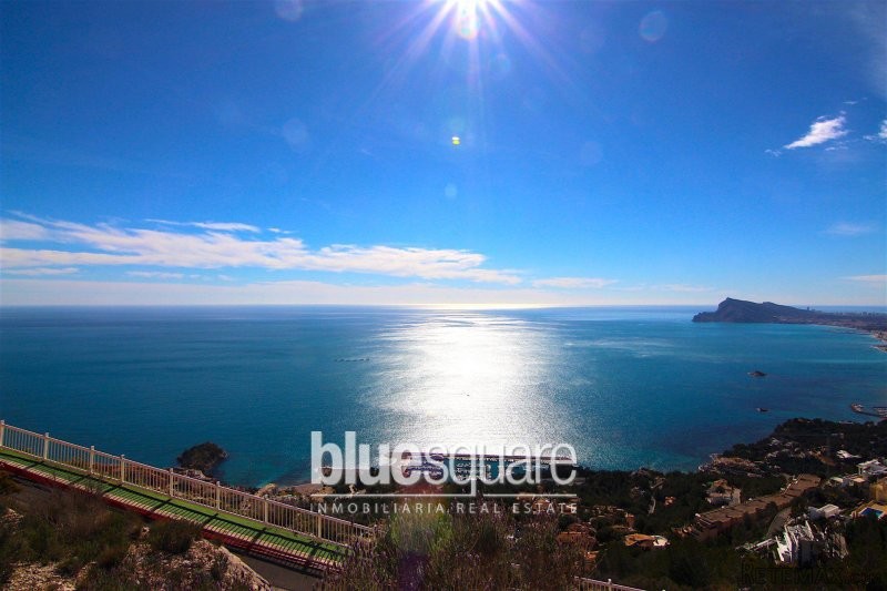 Exceptional Plot with Sea View in Altea..
