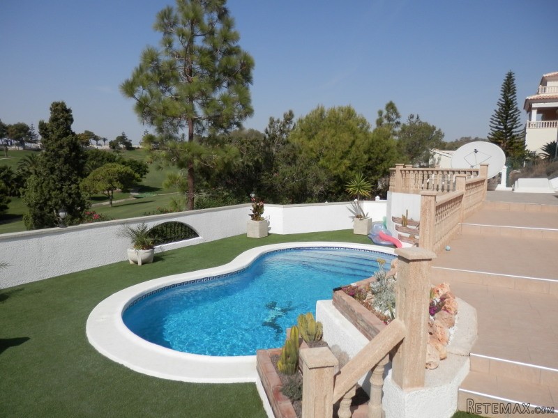 Golf Course Fabulous 4 Beds Villa.. - 2