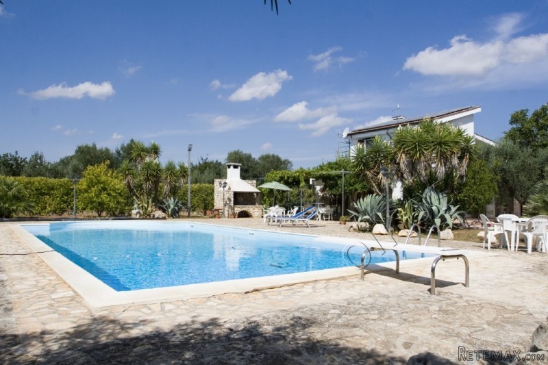 V000071, Two Storey Villa, 4 Bedrooms..
