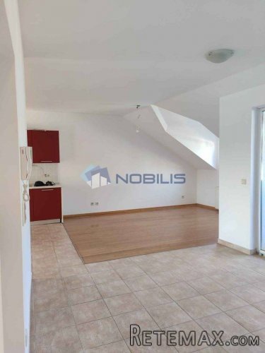 Zagreb, Voltino, 3- sobni stan, 74m2 + garaža i spremište - 2