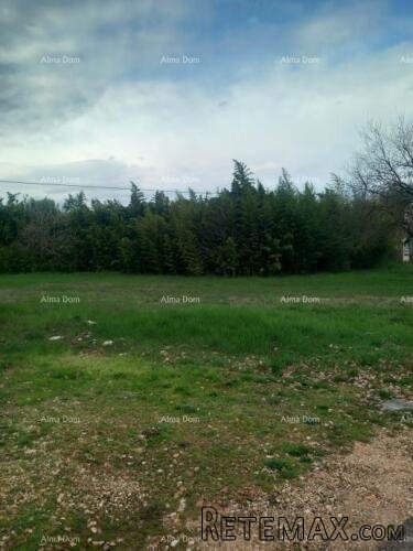 Prodaje se građevinsko zemljište, 1730 m² - 4