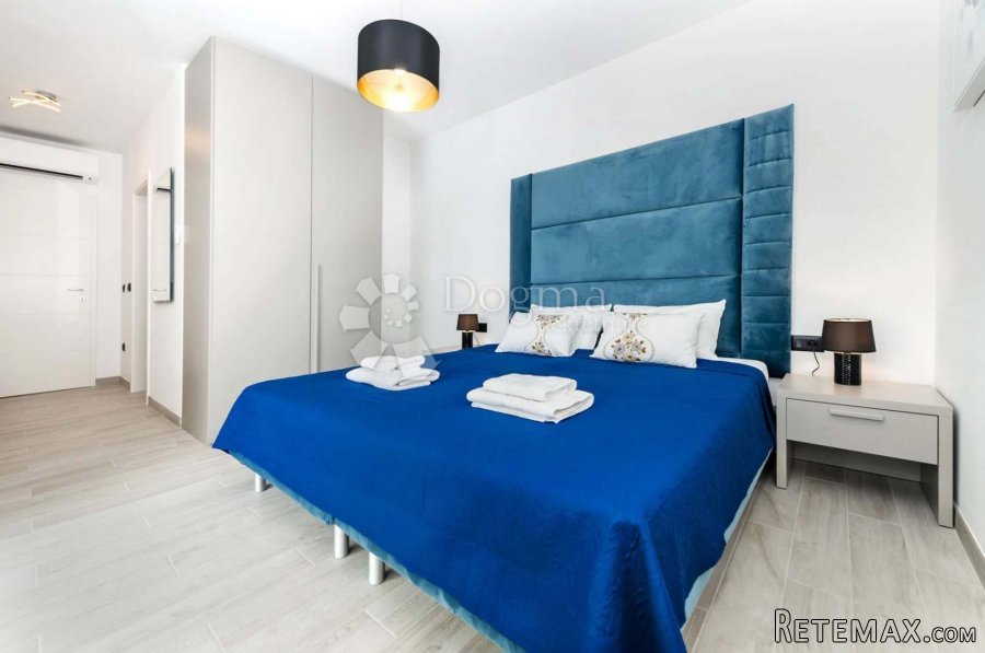 ROVINJ - MODERNA PRIZEMNICA S BAZENOM, U BLIZINI MORA - 7
