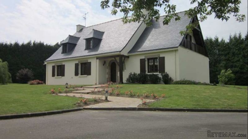 5 Bedroom Character House For Sale