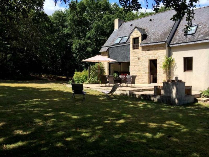 Beautifully Presented House For Sale - 2