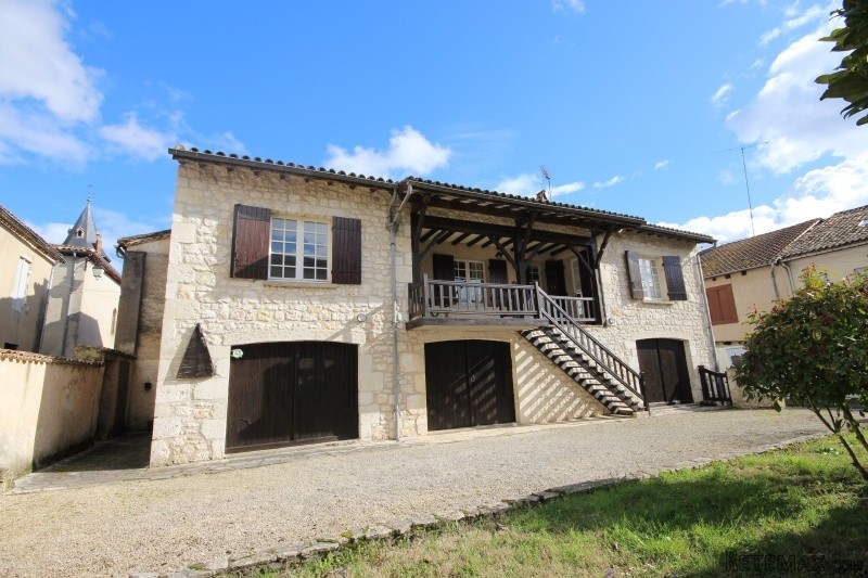 4 Bedroom town centre property with..