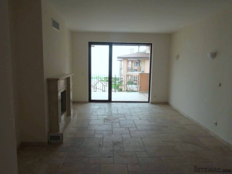 Spacious 2-bedroom apartment with POOL.. - 2