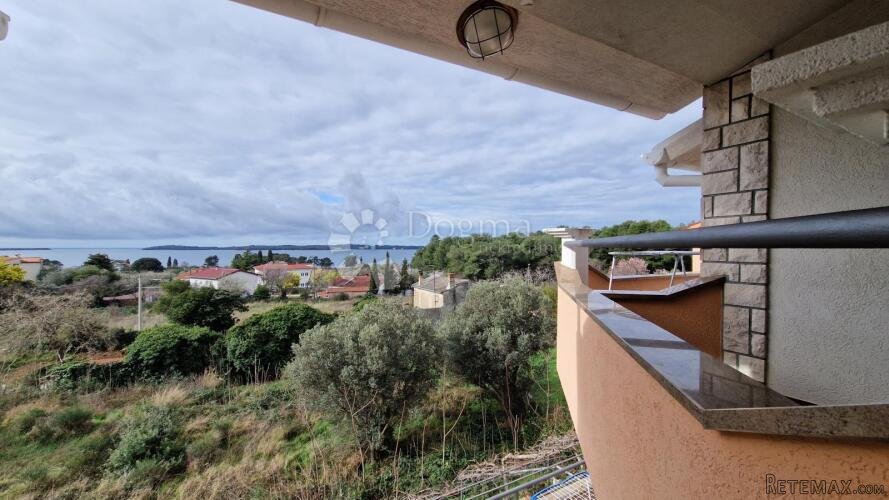 Komforna kuća s 5 apartmana i pogledom na more - 3