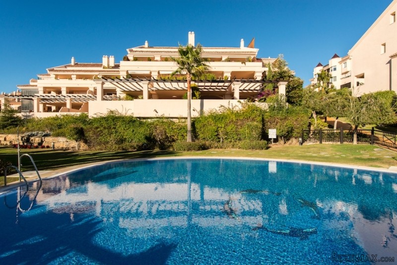 PENTHOUSE FOR SALE IN NUEVA ANDALUCIA