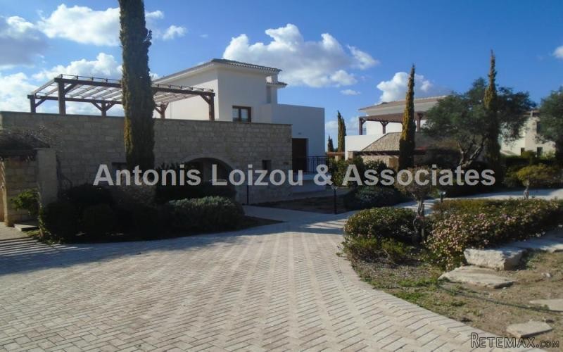 Three Bedroom Villa in Aphrodite Hills..