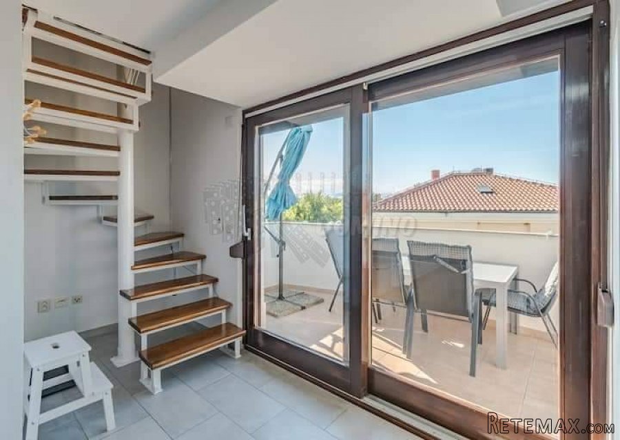 Prekrasan apartman u blizini mora! Malinska-okolica - 8