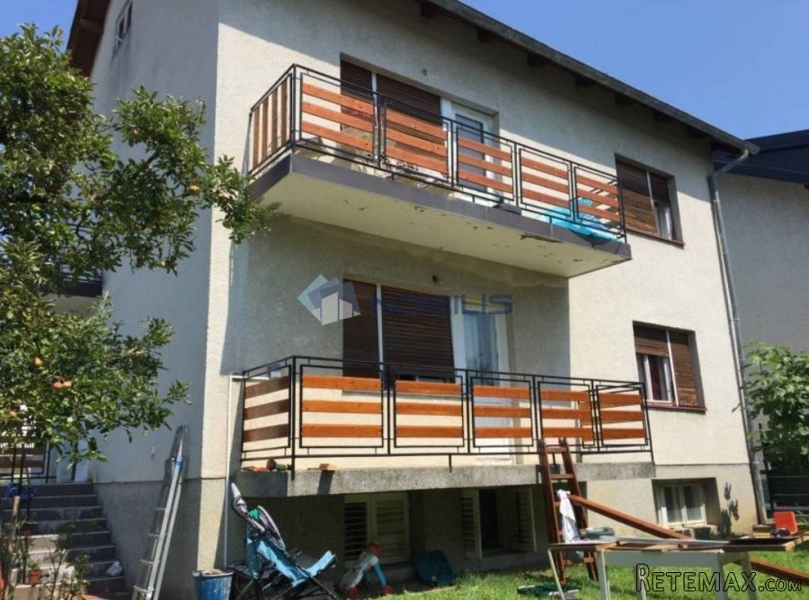 Varaždin, širi centar, obiteljska kuća 215 m2