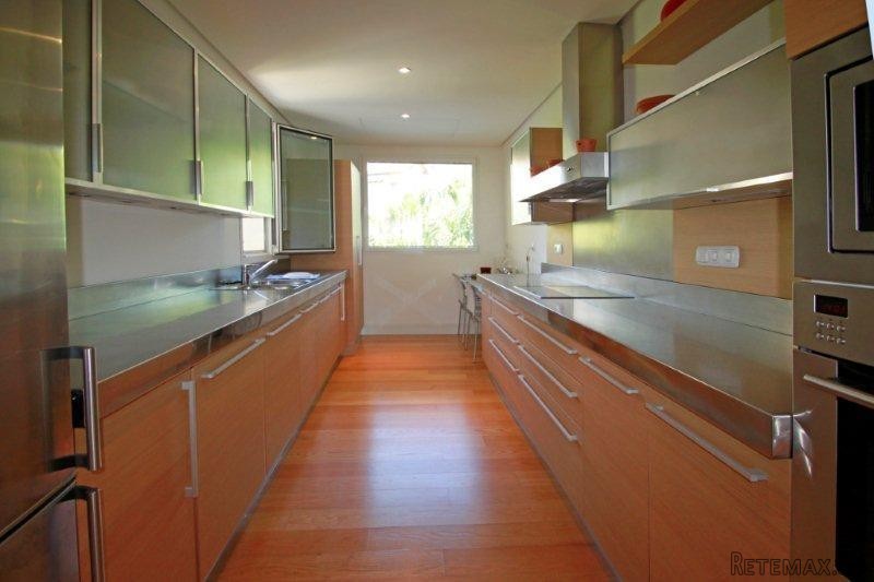 3 bedroom Apartment For Sale: Marbella - 2
