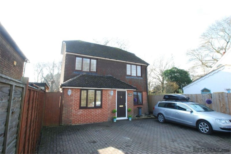 3 Bedroom Detached House