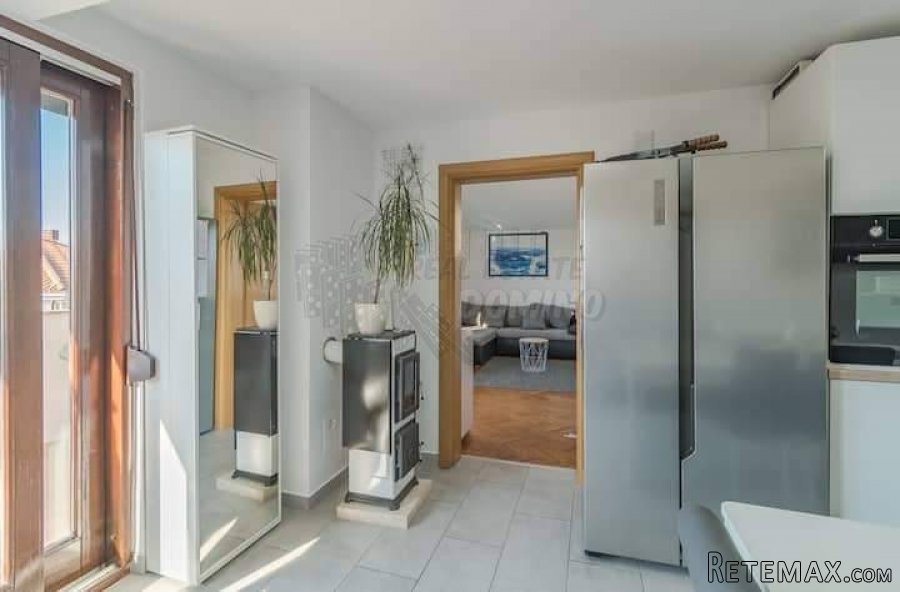 Prekrasan apartman u blizini mora! Malinska-okolica - 9