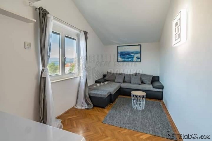 Prekrasan apartman u blizini mora! Malinska-okolica - 10