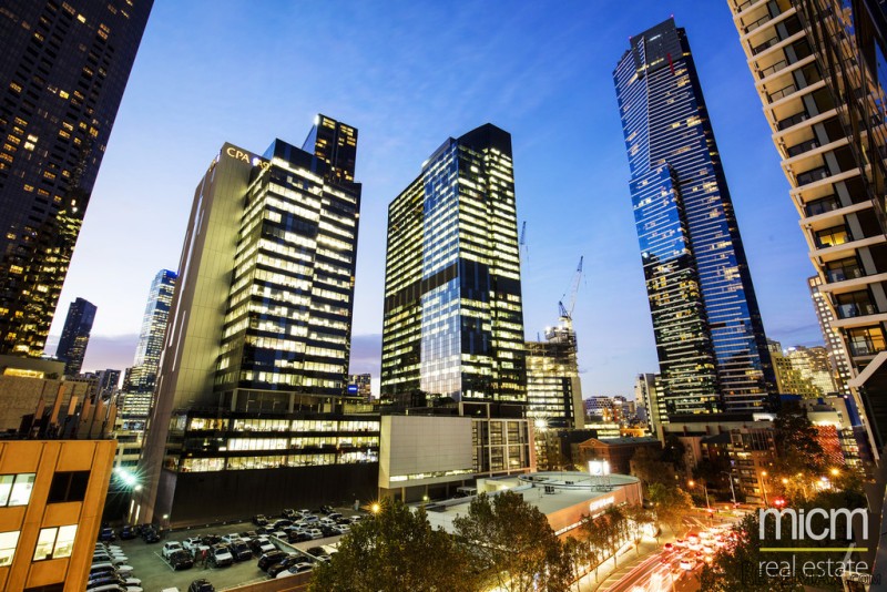 Sleek and Stylish in Southbank Grand - 2
