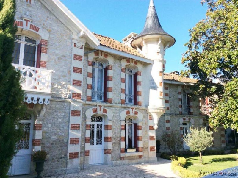 14th Century Period House For Sale
