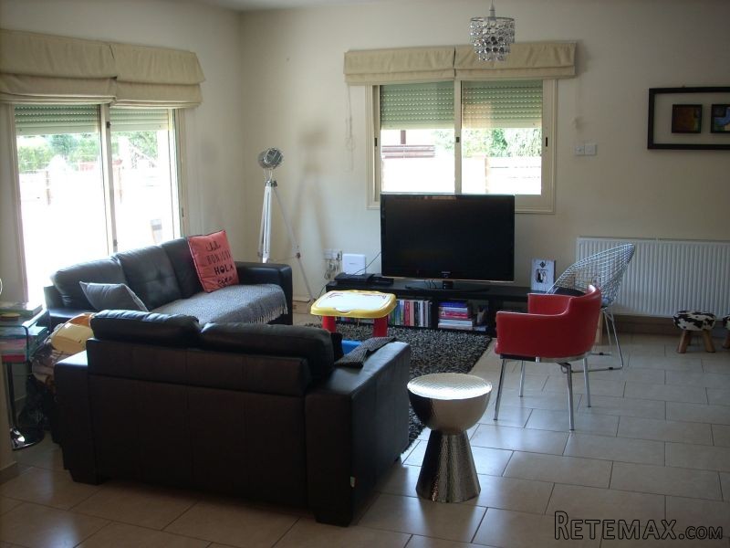 Semidetached Four bedroom house in.. - 2