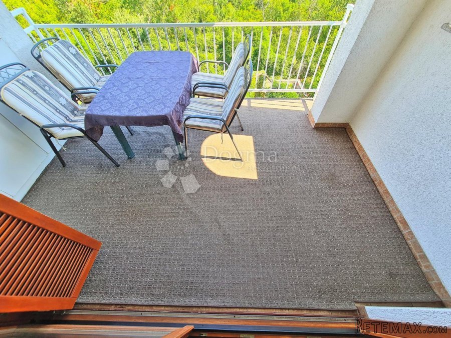 Apartman u Njivicama sa izvanrednim pogledom na more - 3