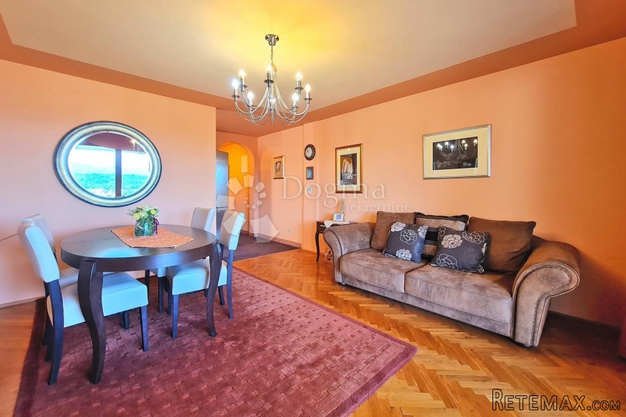 Apartman u Njivicama sa izvanrednim pogledom na more - 7