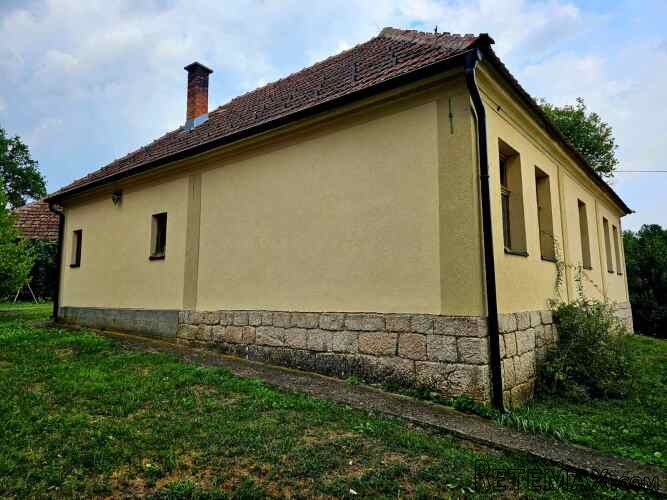 Prodajem imanje 8.6ha sa kucom-Kosjeric - 2