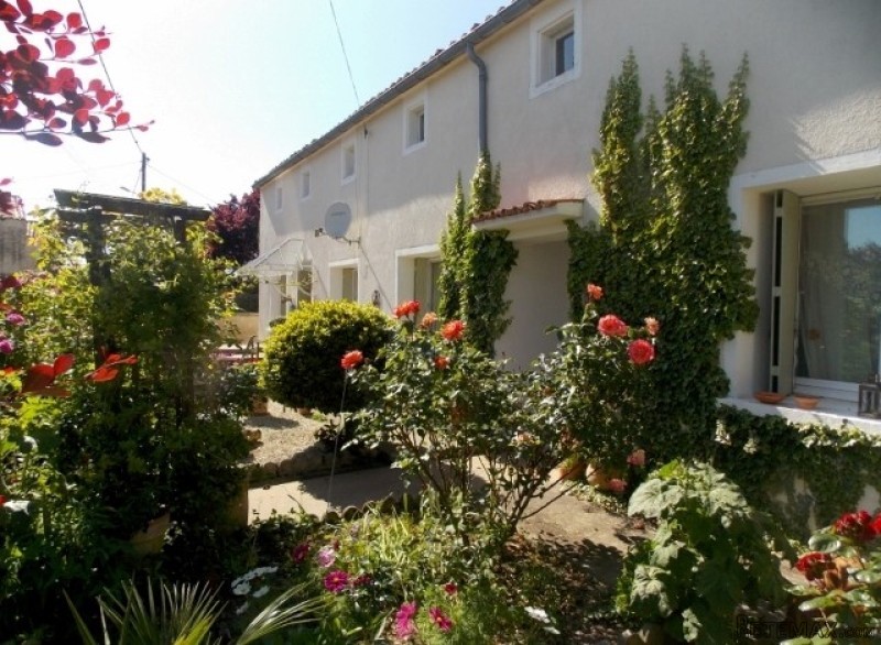 Village House With Five Bedrooms