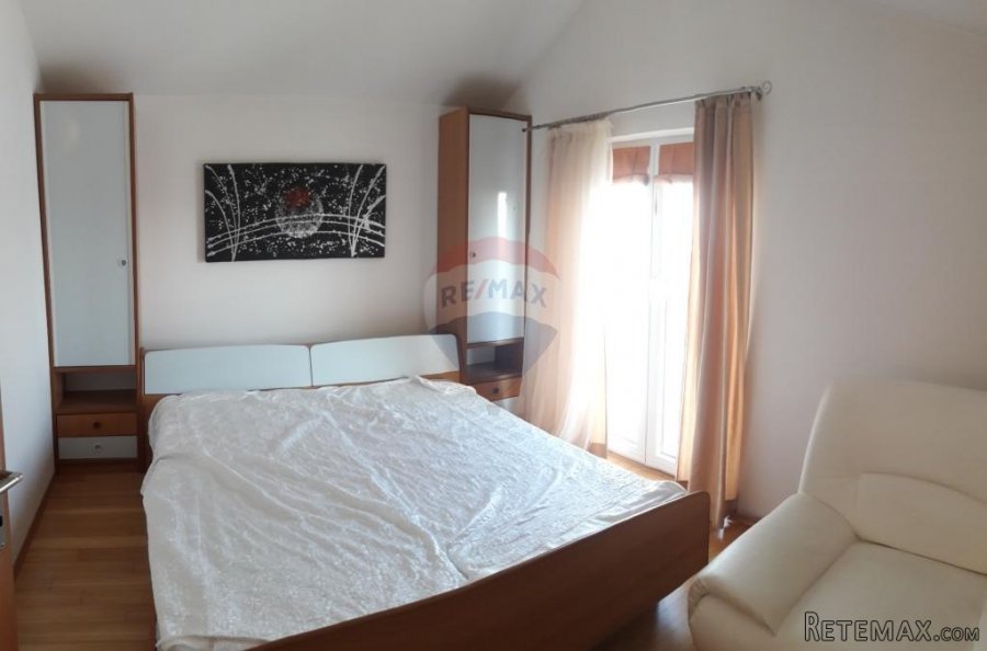 PREKRASAN 2S STAN BLIZU GRADA,MIRNA LOKACIJA - 4