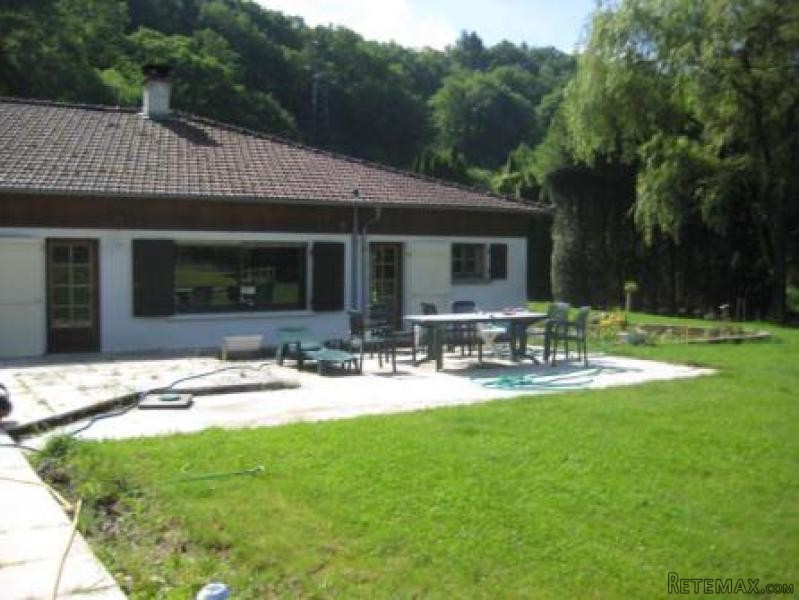 Country House with Swimming Pool - 2