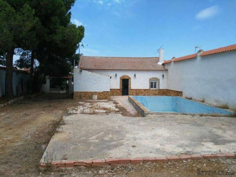 3 Bed Country House, Walking Distance.. - 2