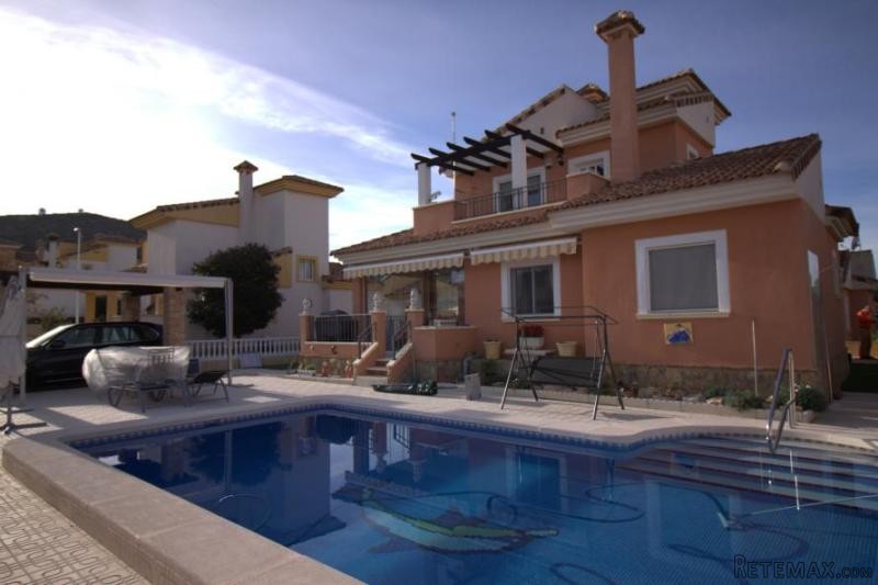 A wonderful 3bed 2bath villa at an..