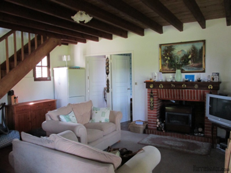 Delightful 2 Bedroom Cottage With Views - 2