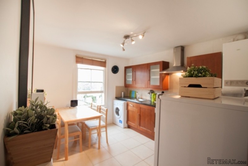 Single with double bed near East Putney.. - 2