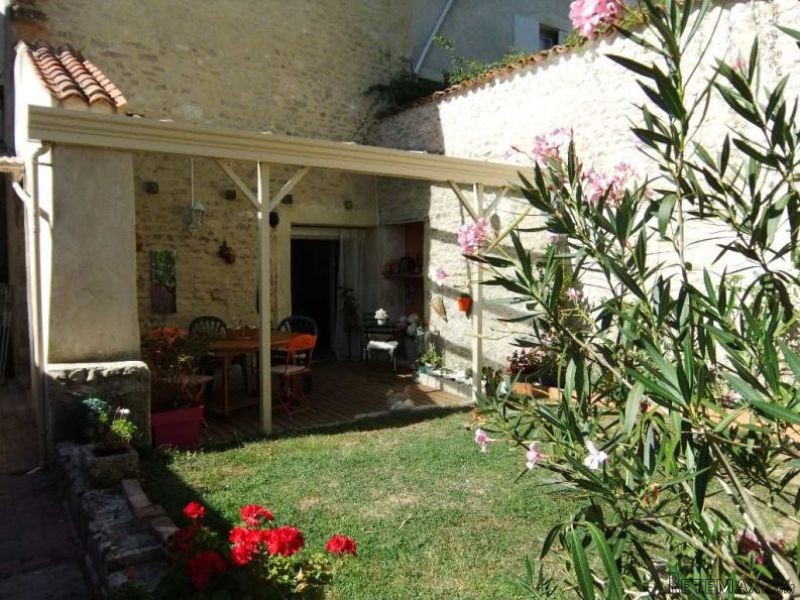 4 Bedroom House For Sale - 2