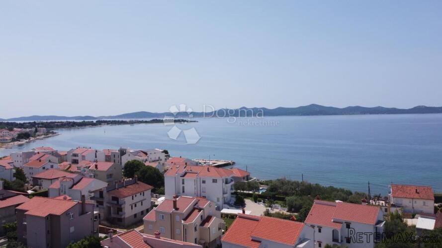 DIKLO (ZADAR) - STAN S6 2. KAT S POGLEDOM NA MORE, KROVNA TE