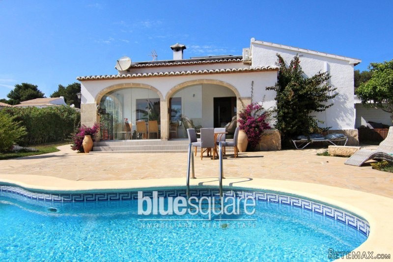 Beautifully renovated 3 bedroom villa.. - 2