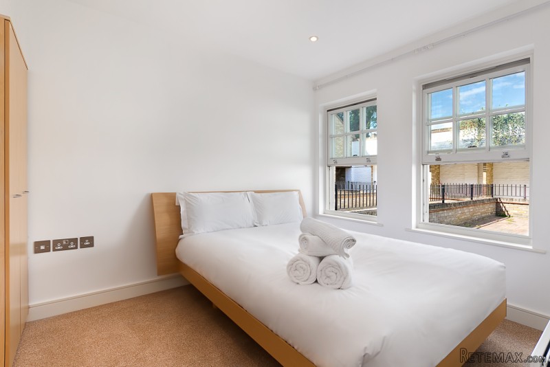 Montague Mews - Mile End E3 - 2