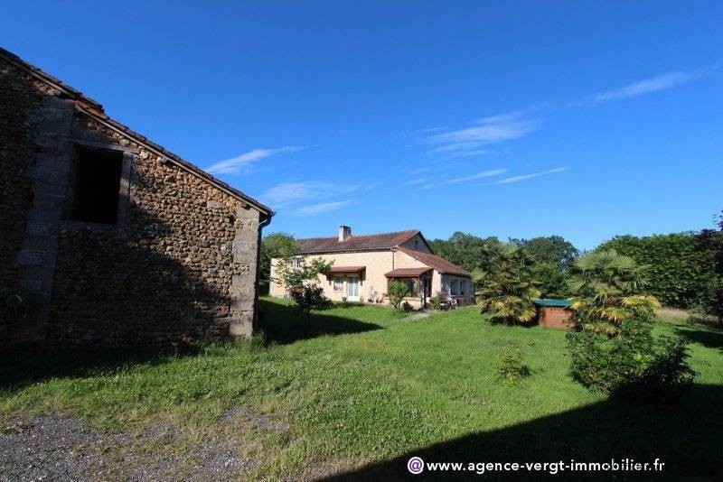 Ref 29169 : Maison Dans Son Écrin De.. - 2