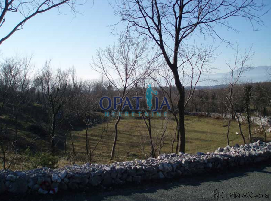 Grobnik - stari grad građevinsko zemljište, površina od 95..