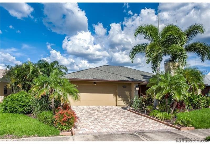 3 bedroom Property For Sale: 5817..