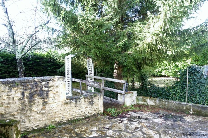 Sale House Saintes (17100) Est De.. - 2