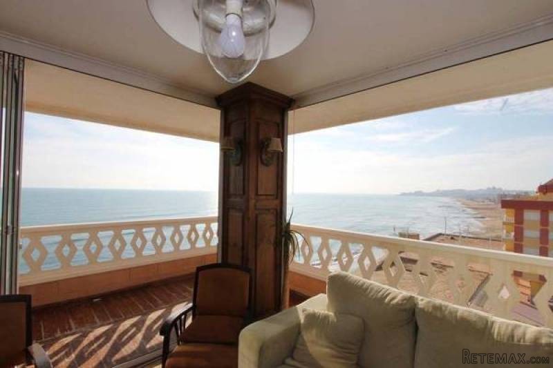 5 Bedroom 4 Bathroom Penthouse In La..
