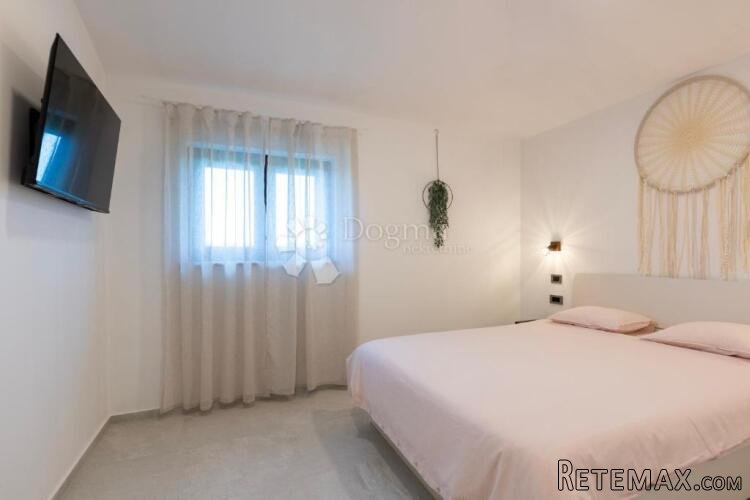 POREČ, OKOLICA- Novogradnja sa 2 spavaće sobe i pogledom - 7