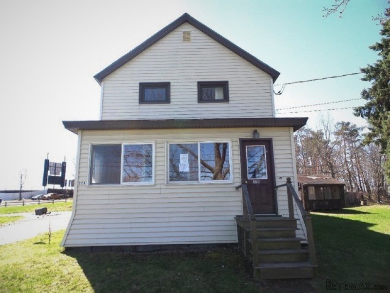 228 E Albany Street Oswego, NY, 13126..